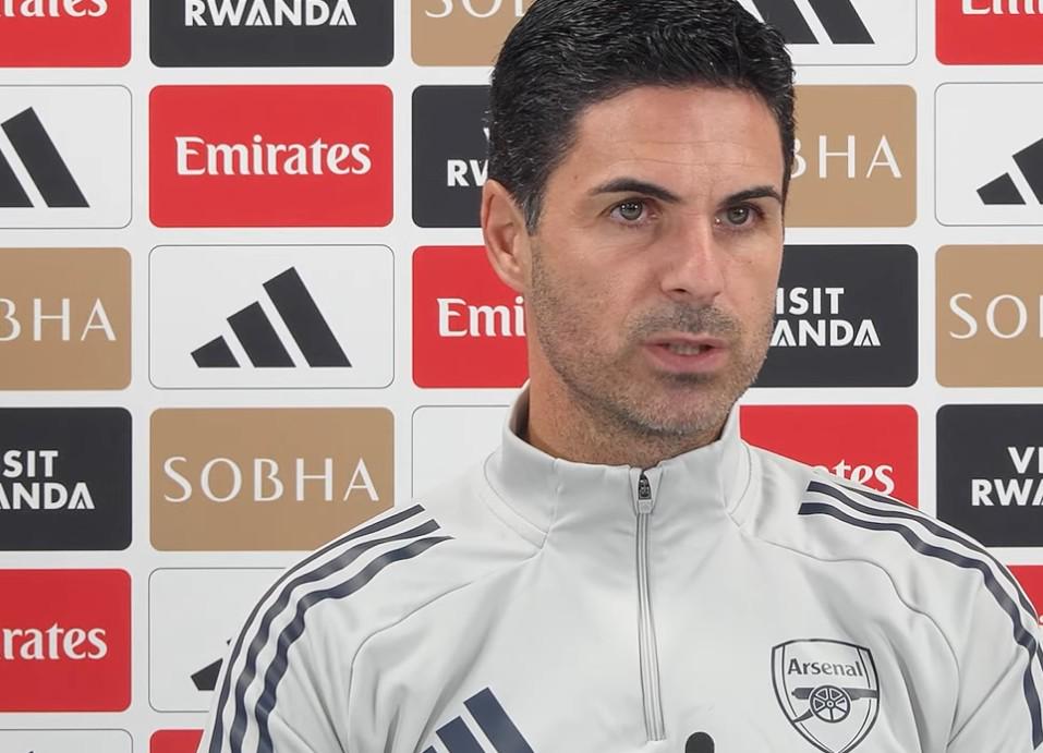 他可以上场, 以及他在康, 能在这一刻 他可以上场, 以及他在康, 能在这一刻